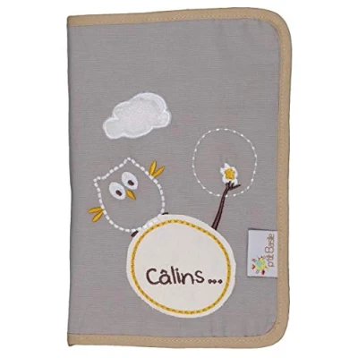 Image de P&#039;tit Basile Protège Carnet de Santé bébé mixte Coton Bio Broderie Chouette 24x17 cm taille standard unique fermeture par boutons pression ouatiné