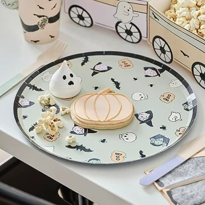 Image de Ginger Ray Lot de 8 assiettes en carton pour Halloween, vampire, sorcière, chauve souris et crâne