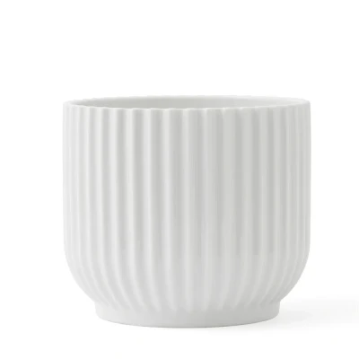 Image de Lyngby Porcelæn Cache pot petit style Bauhaus design intemporel, blanc