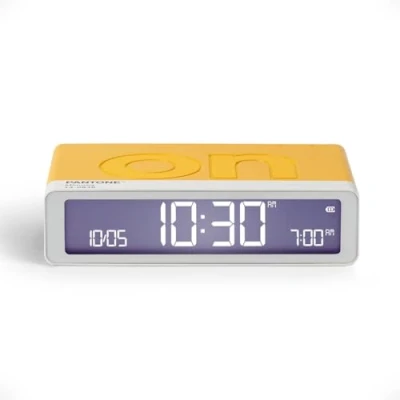 Image de Lexon Flip Classic réveil Matin Lumineux, réversible avec Faces on Off et Fonction Snooze, à écran LCD Lumière Tactile, Rechargeable par USB C Jaune Glossy
