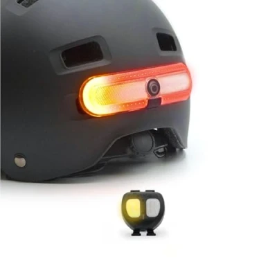 Image de Pack de démarrage OxiTurn Lampe pour vélos/trottinettes/casques avec 5 modes d’éclairage rouge et clignotants gauche/droite + télécommande OxiMote
