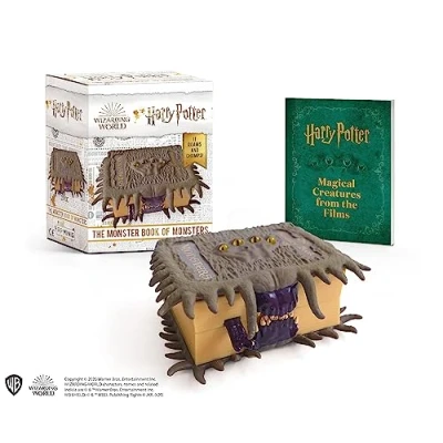 Image de Harry Potter: The Monster Book of Monsters: It Roams and Chomps!