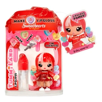 Image de Yummiland x Sweethearts Lip Gloss Doll Ruby Hearts Avec un Kit à Faire Soi Même, Dès 4 Ans