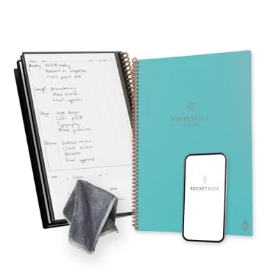 Image de Rocketbook Fusion Agenda Non Daté Réutilisable, Taille Letter 21 cm x 29,7 cm, Bleu Clair Objectifs, Calendrier Mensuel et Hebdomadaire, « To Do Lists » Quotidiennes, Pages Lignées Pointillées