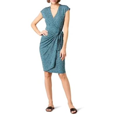 Image de Amazon Essentials Robe cache cœur classique, manches cape (disponible en Grande taille) Femme, Bleu Marguerites, 4XL taille