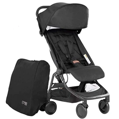 Image de Mountain Buggy Nano V3 (2020+) Poussette de couleur noire avec sac voyage