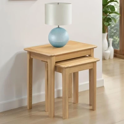 Image de Julian Bowen Lot de 2 tables gigognes, chêne
