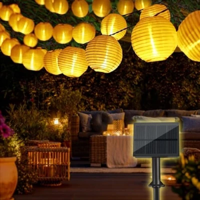 Image de Bowfar Guirlande lumineuse solaire d&#039;extérieur 10 m 50 LED 800 mAh Avec panneau amélioré 8 modes Résistante aux intempéries Pour jardin, balcon, terrasse, mariage Chaude