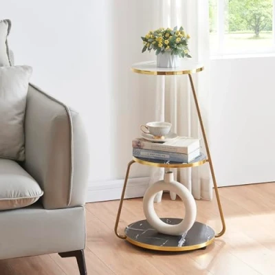 Image de [en.casa] Table d&#039;Appoint Design Bout de Canapé à 3 Niveaux Rangement Panneau Particules Métal 74 x 46 37 cm Marbre Noir Blanc Doré