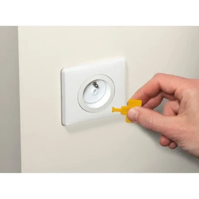 Image de Safety 1st Cache Prises avec Clés Blanc 12 Pièces