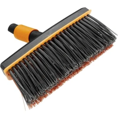 Image de Fiskars Balai d&#039;extérieur, Tête d&#039;outil QuikFit, Largeur: 26 cm, Poils en polypropylène, Noir/Orange, 1001417