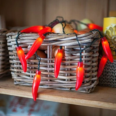Image de Lights4fun Guirlande Lumineuse LED à Piles avec 20 Piments Rouges