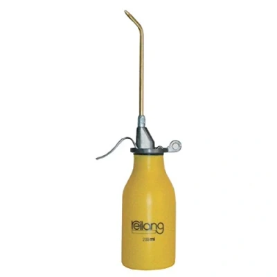 Image de Reilang R004 313 Merkur Burette d’Huile avec Pompe Double/Récipient en PE, Jaune/Argent, 200 ML
