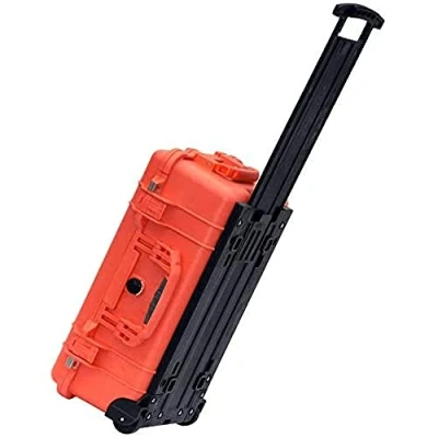 Image de PELI 1510 valise trolley antichoc, IP67 étanche à l&#039;eau et la poussière, capacité de27L, fabriquée aux États Unis, avec insert en mousse personnalisable, jaune