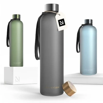 Image de LARS NYSØM Gourde 1l Bouteille d&#039;eau 1000ml de sport ultralégère en Tritan Idéal pour le sport, bureau, yoga, les enfants 2 couvercles inclus (Gray Gold, 1000ml)
