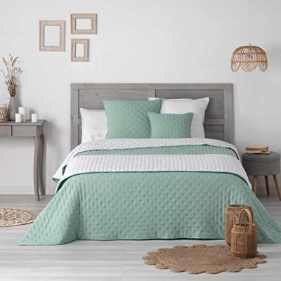 Image de douceur d&#039;intérieur, Chemin de Lit Matelassé (80 x 180 cm) Mellow Chic Menthe/Blanc, Microfibre Bicolore