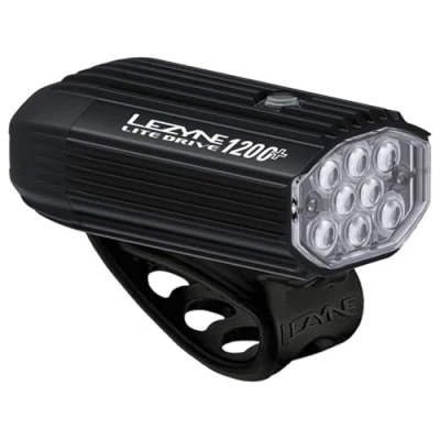 Image de LEZYNE Lite Drive 1200+ Feu Avant pour vélo Durable Rechargeable par USB IPX7 Étanche LED Blanche avec Plusieurs Modes de Mode Solide et Flash Sangle Montage en Caoutchouc Incluse, Noir satiné,