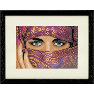 Image de Kit au point compté Femme avec voile