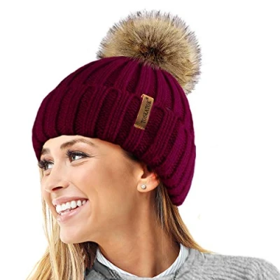 Image de TOSKATOK® Femmes Hiver Rib Bonnet/Beanie avec Chunky détachable en Fausse Fourrure Bobble Pom Taille Unique Burgundy