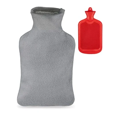 Image de Relaxdays Bouillotte, avec Housse Moelleuse, 2 litres, Caoutchouc Naturel sans Odeur, Eau Chaude, Gris/Rouge, Non tissé, Plastique, 1 pièce