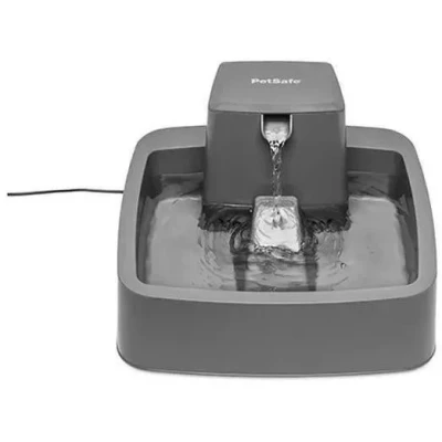 Image de PetSafe Fontaine à Eau Drinkwell pour Animaux Idéale Chat/Petits Chien 1,8 L Différents Flux Filtres Anti odeurs et Mauvais goût Facile Nettoyer sans BPA