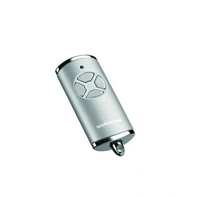 Image de Hörmann 4511581 Émetteur Manuel HSE 4 BS (fréquence 868 MHz, Argent Brillant, motorisation Garage avec Capuchons chromés, Piles incluses, Dimensions 28 x 70 14 mm, Anneau Porte clés Inclus)