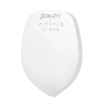 Image de Wet n Wild Scooby Doo S&#039;éponge Make up Glow in the Dark, pour une application de maquillage sans couture et facile sur des zones plus larges détails fins