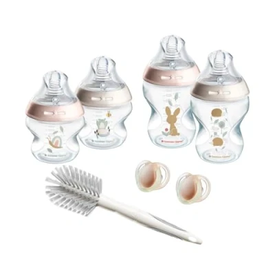 Image de Tommee Tippee Biberon Kit Naissance pour Nouveau Né Closer to Nature, 2 Tétines Imitant le Sein Maternel avec Valve Anti Colique, Biberons x 260ml 150ml, Sucettes 0 6m, 1 Goupillon, Rose