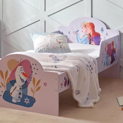 Image de Disney La Reine des neiges Lit pour enfants : construction robuste en bois d’ingénierie, côtés protégés, lattes bois, convient aux matelas de 140 cm x 70 (matelas non inclus)