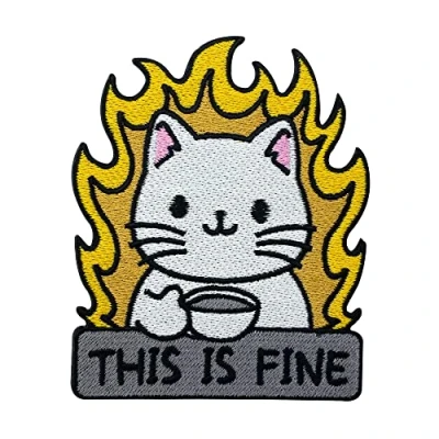 Image de Finally Home Écusson thermocollant « This Is Fine » Motif chat À repasser