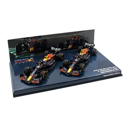 Image de Minichamps 447221101 Compatible avec Oracle Red Bull Racing RB18 Verstappen / Pérez Arabie Saoudite GP 2022 Set de 2 Édition Limitée 1:43 Multicolore