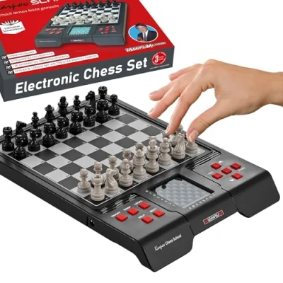 Image de Millennium Karpov Schachschule Schachcomputer mit Lehrbuch, interaktiven Übungsaufgaben und Sprachausgabe für Einsteiger Kinder. Perfekt geeignet auch Schulen Vereine, M805, Schwarz