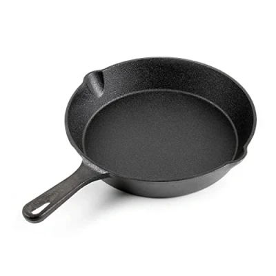Image de Wiltec Poêle à frire en Fonte Ø25cm avec Manche 2 Bec verseur Accessoires cuisson Effet Anti adhésif naturel Cuisine Usage Polyvalence Extérieur