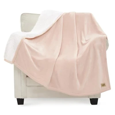 Image de UGG Bliss 23852 Couverture Sherpa entièrement réversible pour canapé ou lit, Lavable en Machine, Facile d&#039;entretien, surdimensionnée, 177,8 x 127 cm, Quartz