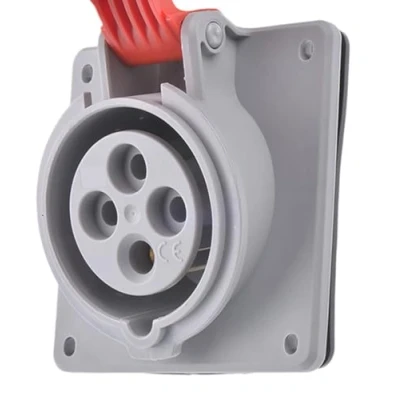 Image de Legrand 555188 Prise à entraxes unifiés fixe P17 IP44 16A, 380V 415V , 3P+T