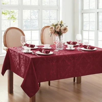 Image de Elrene Nappe damassée, Polyester, Canneberge, 152,4 x 213,4 cm
