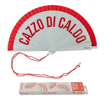 Image de FISURA Éventail original avec message « Cazzo di caldo ». réversible coloré en bois. Ventilateur main rouge blanc stylé. Crochet fourni. Dimensions : 42,5 x 23 cm