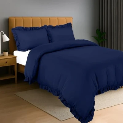 Image de Utopia Bedding Housse de Couette à Volants 200x200 cm avec 2 Taies d&#039;oreiller 50x75 (Bleu Marine) Parure Lit Ensembles Housses en Microfibre brossée Douce