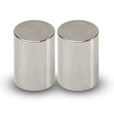 Image de MAUL Aimant Néodyme, Lot de 2 Aimants Ronds Particulièrement Puissants à Usage Multiple, au design Moderne et Élégant, 25 x 35 mm, Charge Jusqu&#039;à 19 kg, Argent