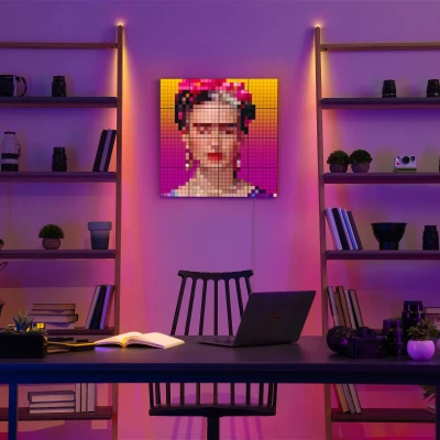 Image de Twinkly Squares Extensions Panneaux LED contrôlés par application avec 64 pixels RVB (16 millions de couleurs) Noir 1 plaque d&#039;extension Kit démarrage compatibles
