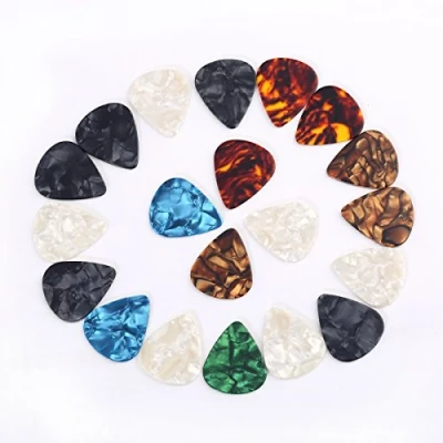 Image de Musiclily Médiators colorés 1.5MM Celluloid Lumière pour la lecture de Guitare, Couleur random(pack 20)