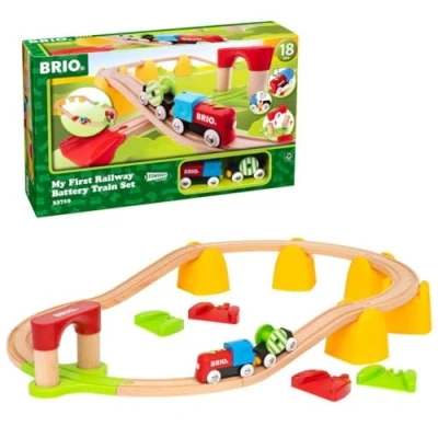 Image de BRIO 33710 Mon Premier Circuit à pile My First Railway Coffret complet 25 pièces avec train électrique de en bois Jouet pour garçons et filles dès 18 mois