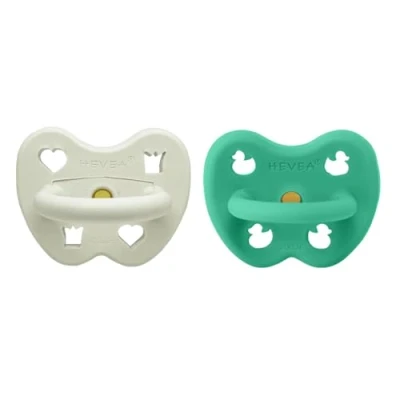 Image de HEVEA Lot de 2 tétines orthodontiques en caoutchouc naturel 3 à 36 mois Design hygiénique une pièce pour les nouveau nés et tout petits, sans BPA, douces durables (aurore boréale)