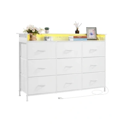 Image de VEVOR Commode Haute en Tissu à 9 tiroirs, Meuble de Rangement avec bacs Tissu, tiroir pour Placard, Cadre métal Robuste, lumières LED et Prise intégrée, Chambre, Couloir, Blanc