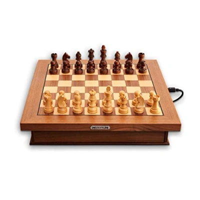 Image de Millennium édition Exclusive Luxe l&#039;échiquier électronique de la Classe Luxe. Jouez avec Les Applications d&#039;échecs ou aux échecs en Ligne sur l&#039;un des échiquiers Plus Confortables au Monde.