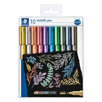 Image de Staedtler Metallic Marker, Feutres métalliques à pointe ogive pour loisirs créatifs et écriture stylisée, Encre pigmentée base d&#039;eau, Étui plastique avec 10 feutres, 8323 TB10