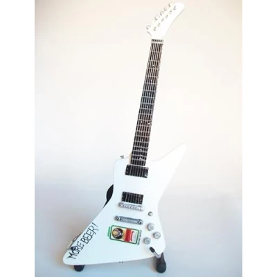 Image de music legends collection Guitare Miniature, réplique de la ESP James Hetfield Metallica