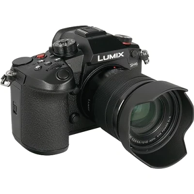Image de Panasonic Lumix GH6 + G VARIO 12 60mm f/3.5 5.6 ASPH. Power O.I.S. MILC 25,21 MP Live MOS 11552 x 8672 pixels Noir Neuf