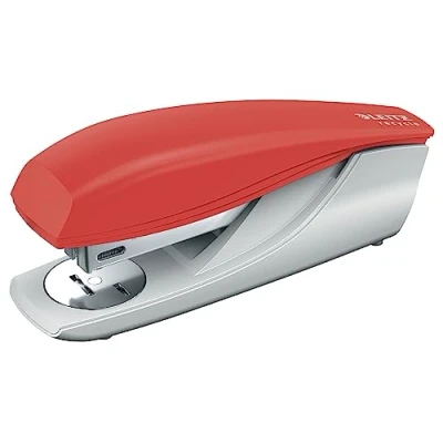 Image de LEITZ Agrafeuse, Capacité 30 Feuilles, agrafes Incluses, Ôte Intégré, 100% Recyclable, Eco responsable, Gamme NeXXt Recycle, coloris Rouge, 56040025