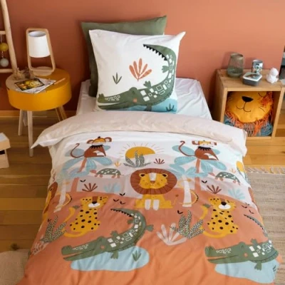 Image de CÔTE DECO Parure de lit 140x200 cm Enfant Housse Couette + 1 Taie d&#039;oreiller 63x63 Motif imprimé Savane Vert, Bleu, Jaune Set 100% Coton